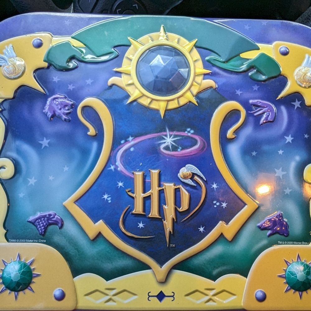 VTG 2000 tmMattel Harry Potter Tin great condition